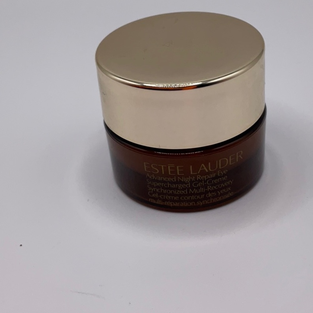 NWT Estée Lauder make-up & Skincare Gift Set - Picture 11 of 11